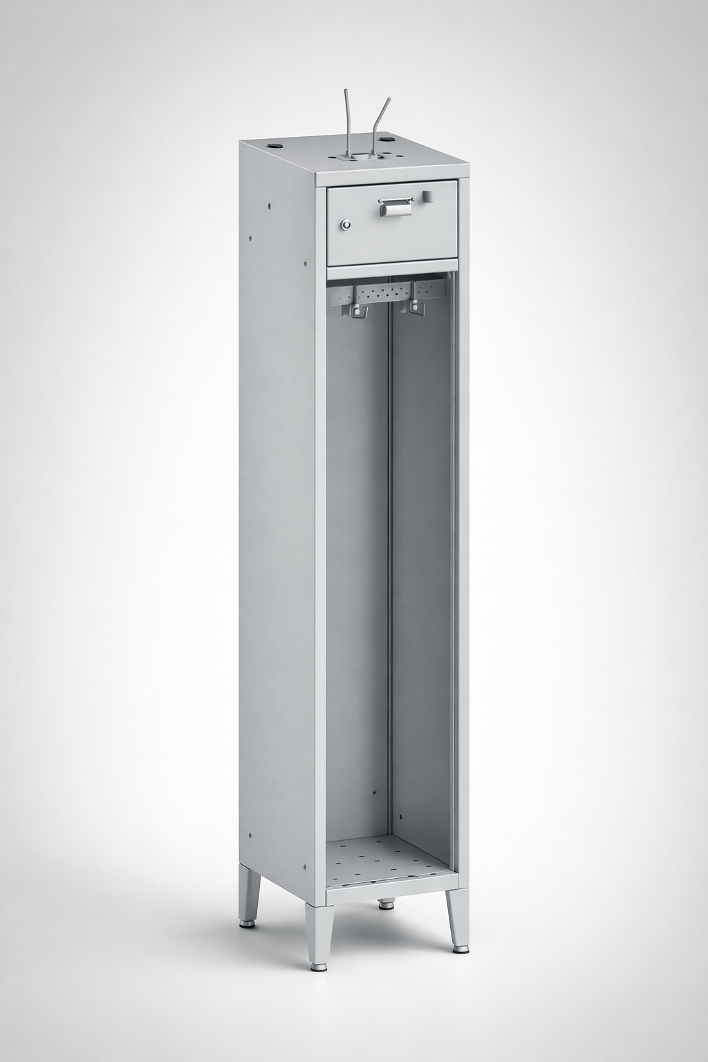 Szafka ubraniowa BHP MSS 411 na nogach - porządek wyposażenia osobistego oraz powtarzalny